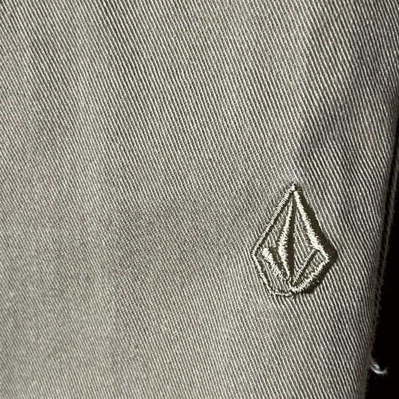 VOLCOM KHAKI PANTS - Picture 7 of 14